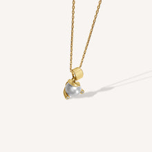 Load image into Gallery viewer, Claw Pearl Pendant
